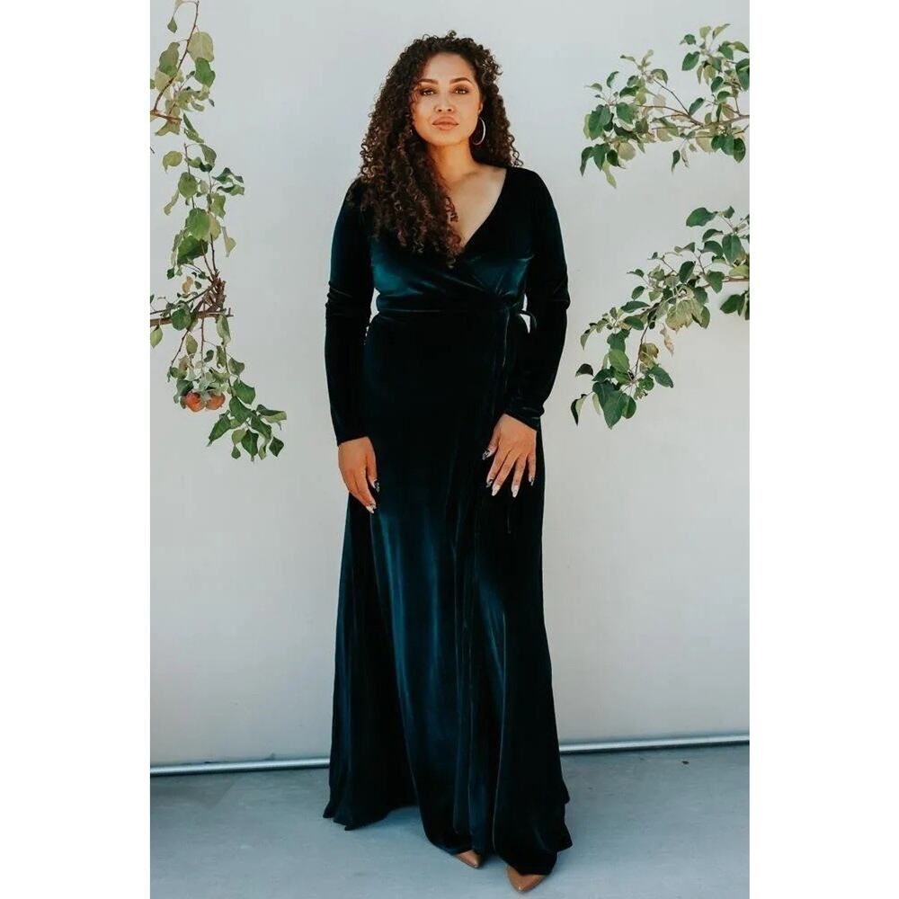NWT Baltic Born Esmerelda Green Velvet Maxi Wrap Dress Long Sleeve Size M - Picture 4 of 9